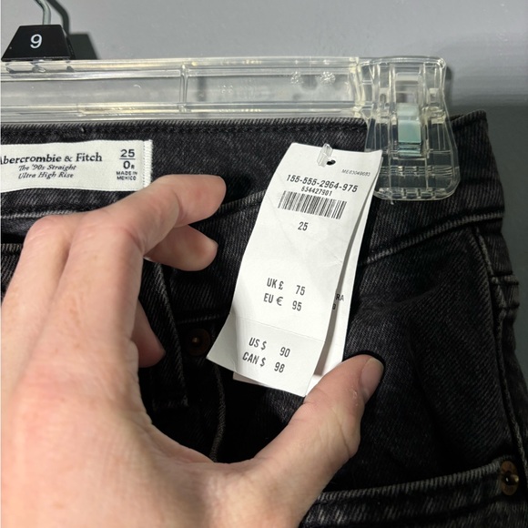 Abercrombie & Fitch The 90s Straight Ultra High Rise Jeans Size 25 - Picture 5 of 5